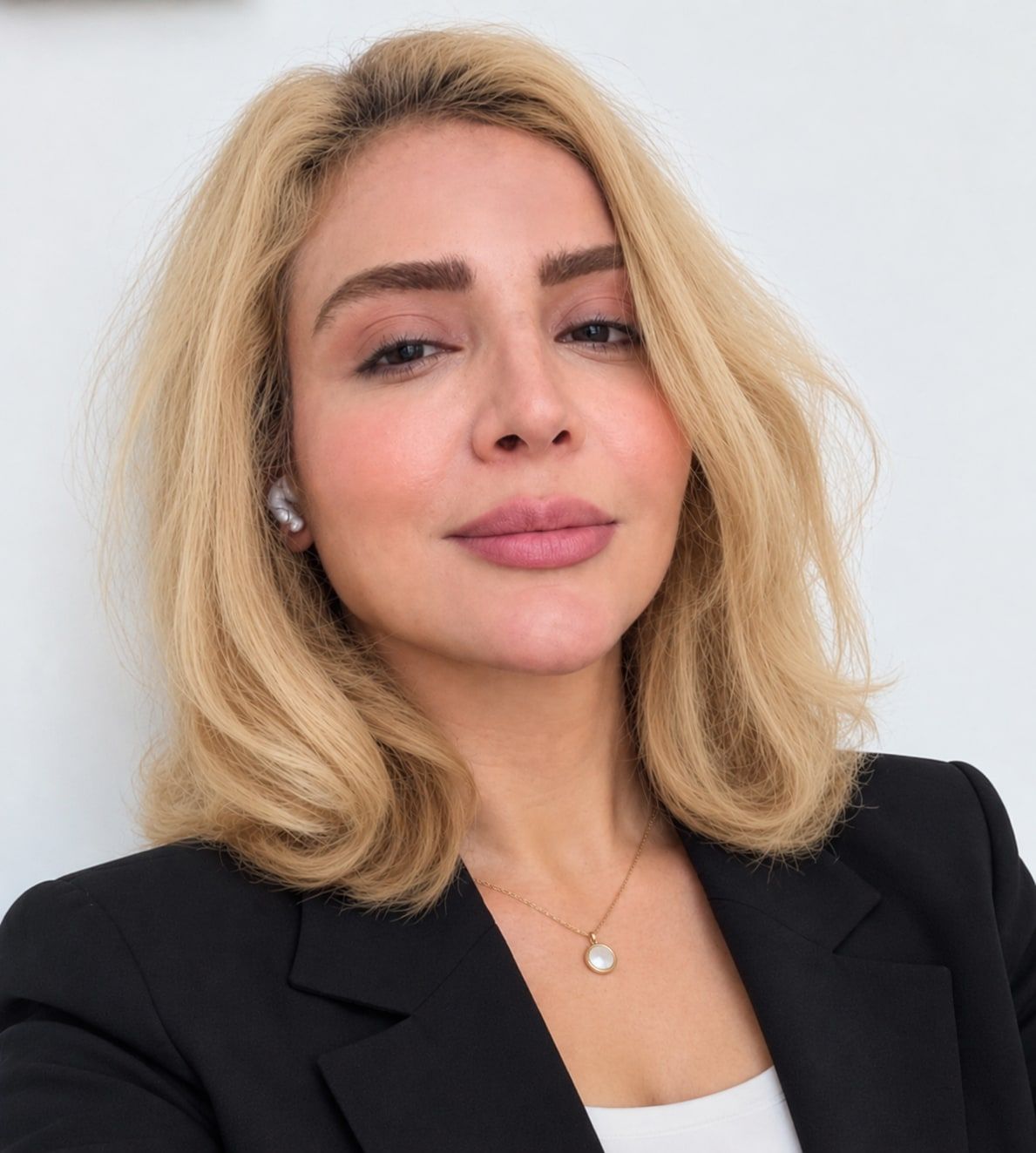 Dr. Soolmaz Dehghanidowlatabadi